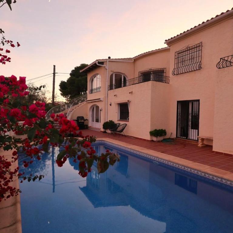 Casa Carolina Oasis with Heated Pool - Villa - 44
