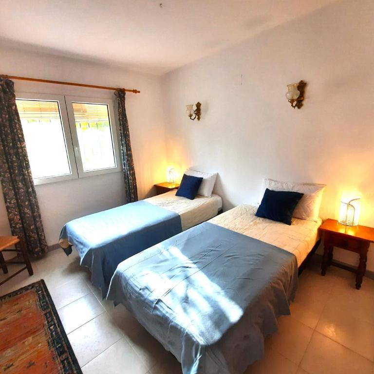 Casa Carolina Oasis with Heated Pool - Villa - 37