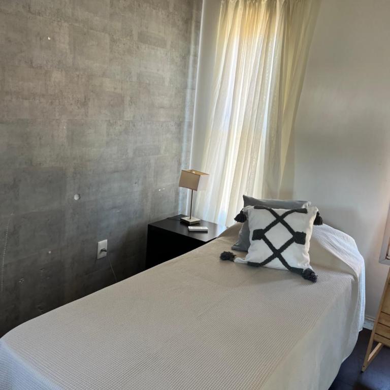 Contenedor 1 - One-Bedroom Apartment - 8