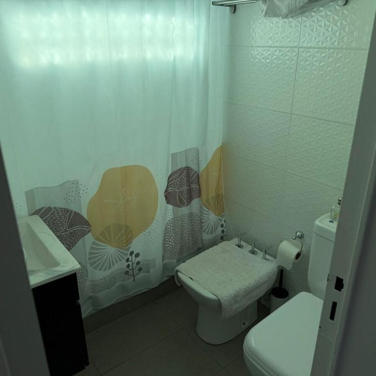 Dpto Cómodo y Cálido a metros del Hospital Italiano - One-Bedroom Apartment - 13