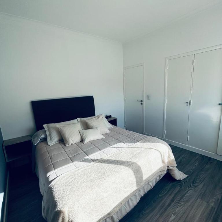 Departamento 3 ambientes moderno - Apartamento de 2 dormitorios - 11