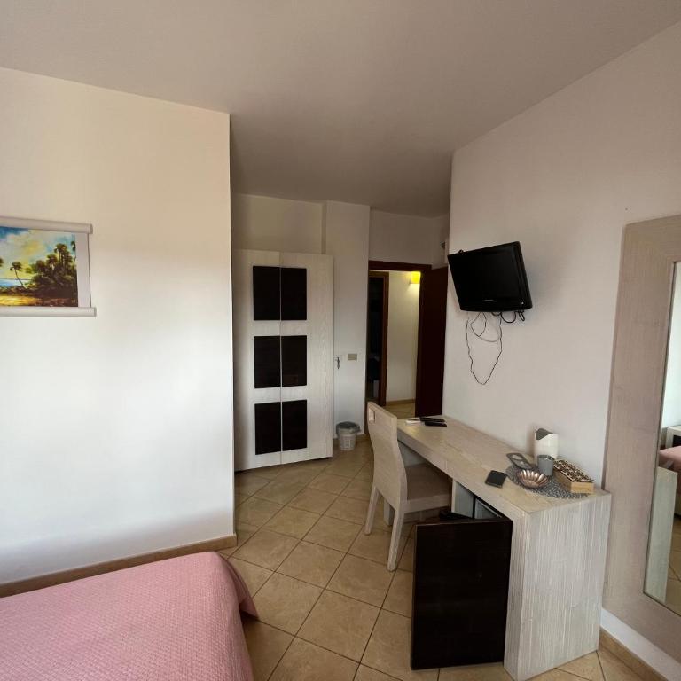 B&B Agrodolce - Camera Matrimoniale con Balcone - 1