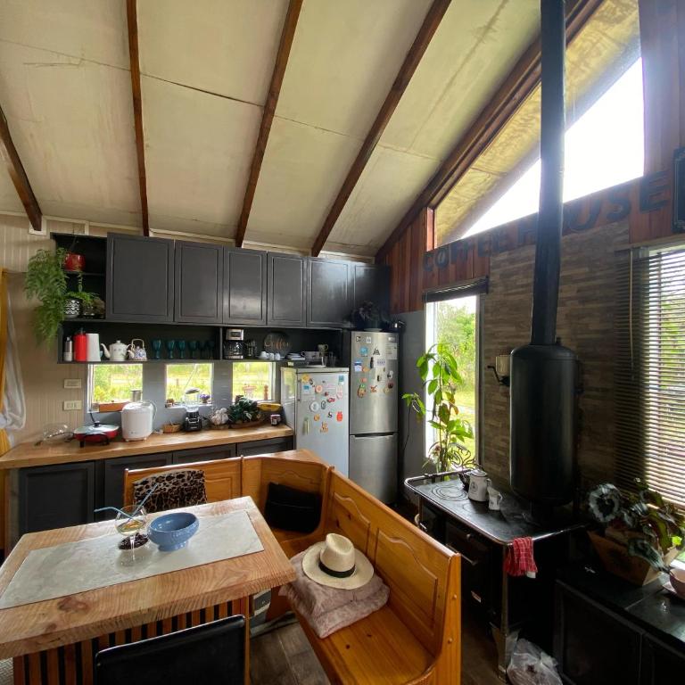 La Casona del Trancura - Six-Bedroom House - 10