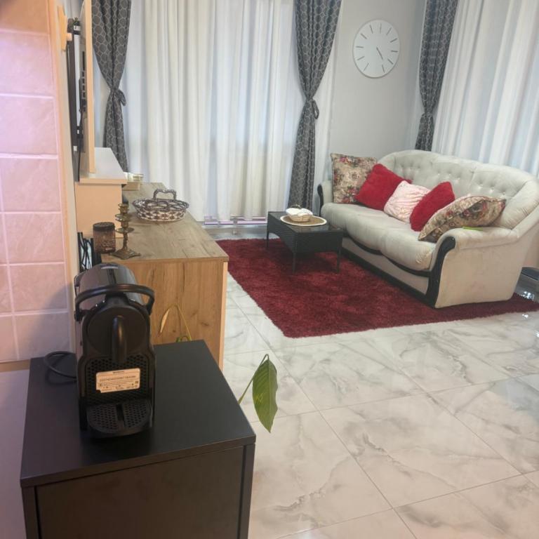 M 12 Nadia - One-Bedroom Apartment - 12