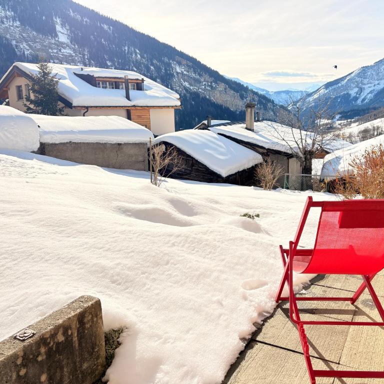 Ambiente Appartement C2 - moderne Ferienwohnung mit Terrasse in Leukerbad - Apartment mit 1 Schlafzimmer und Terrasse - 30