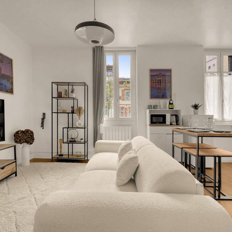 Toulouse Chic & Cosy – Beau T2 avec Parking - Apartment - 13