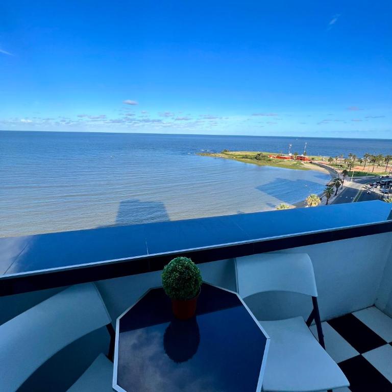 Rambla Bliss Suites - Pocitos Oceanfront - One-Bedroom Apartment - 1
