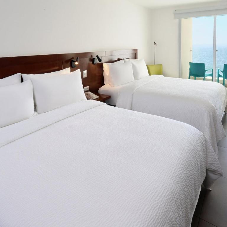 Garner Hotel Mazatlan Beach by IHG - Standard Queen Room with Two Queen Beds and Ocean View - High Floor - 1