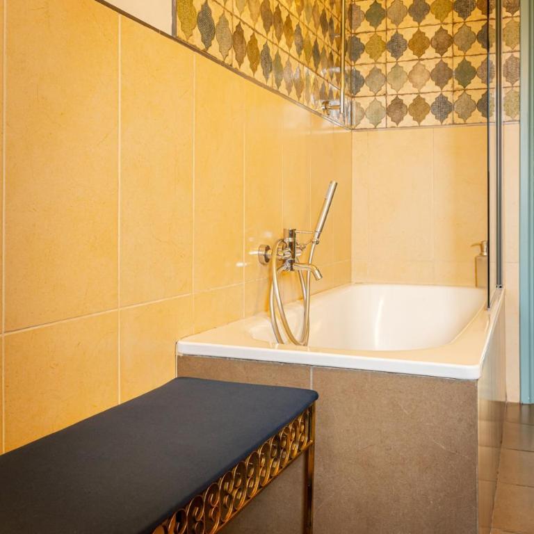 Storie di Barriera - Three-Bedroom Apartment - 13