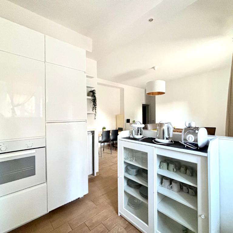 BorgoLuce Spacious Apt & FREE Parking - Appartamento con 1 Camera da Letto - 3