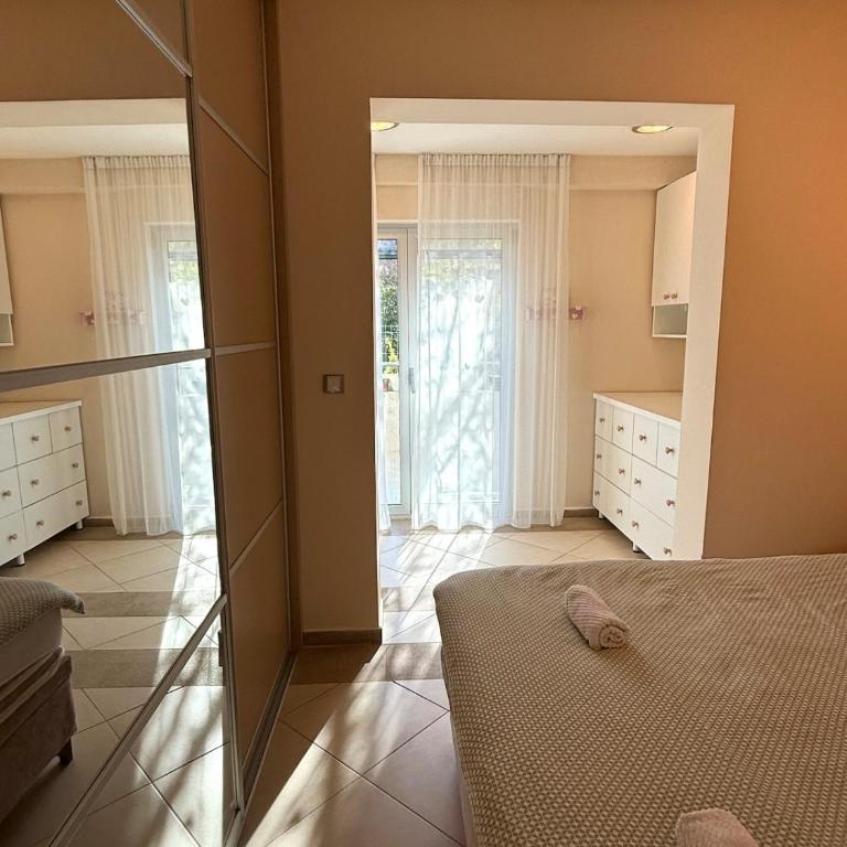 Quite & Spacious 1-Bedroom Apartment with Large Terrace - Kotor - One-Bedroom Apartment - 13