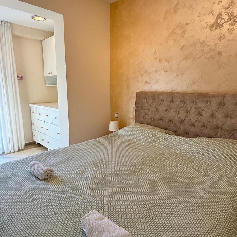 Quite & Spacious 1-Bedroom Apartment with Large Terrace - Kotor - One-Bedroom Apartment - 11