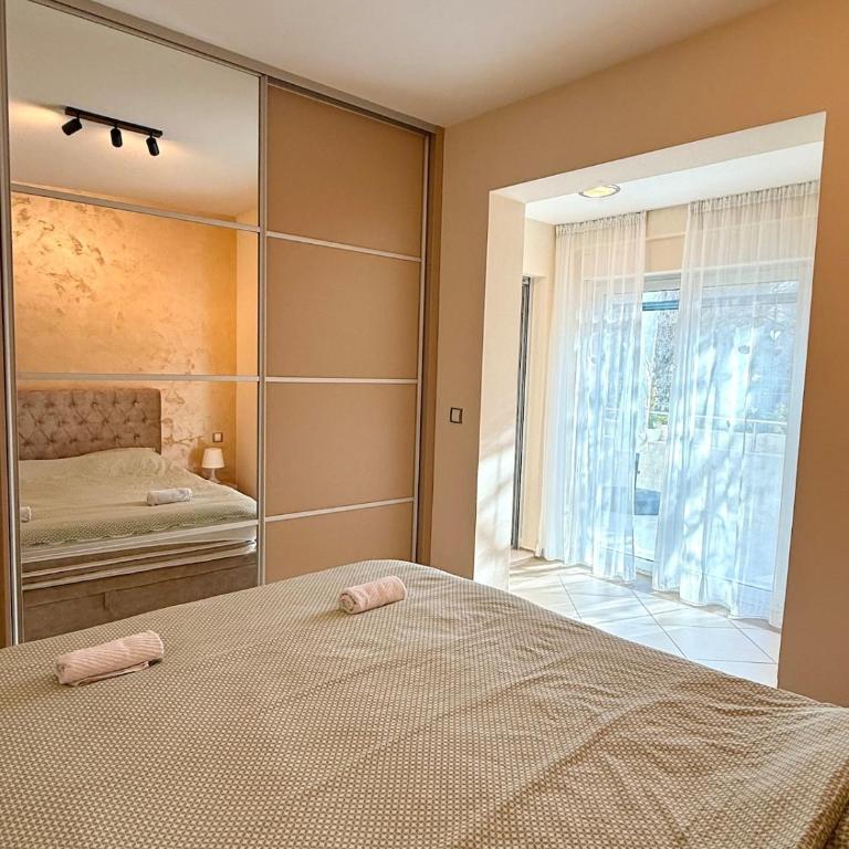 Quite & Spacious 1-Bedroom Apartment with Large Terrace - Kotor - One-Bedroom Apartment - 15