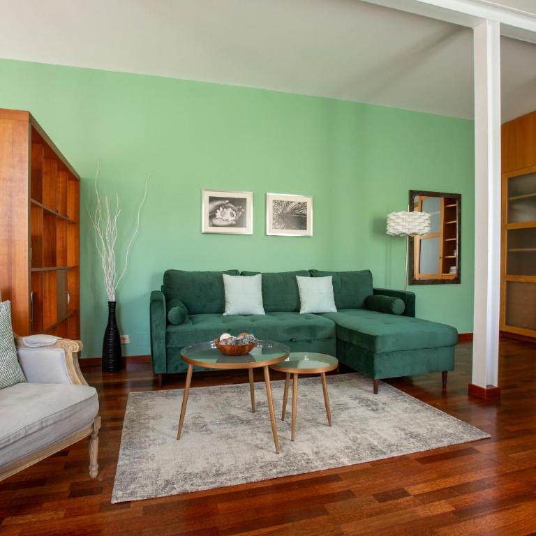 The Luxury Open Space MACBA loft - One-Bedroom Loft Apartment with Balcony - 5