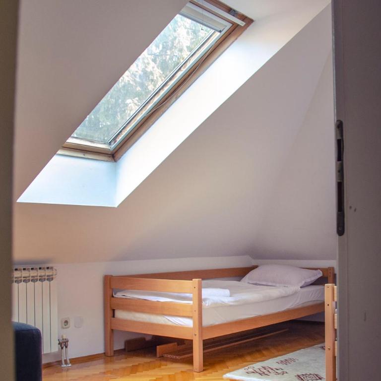 Engadin's Old Town Units - Free Parking - Apartman u Potkrovlju sa 3 Spavaće Sobe - 5