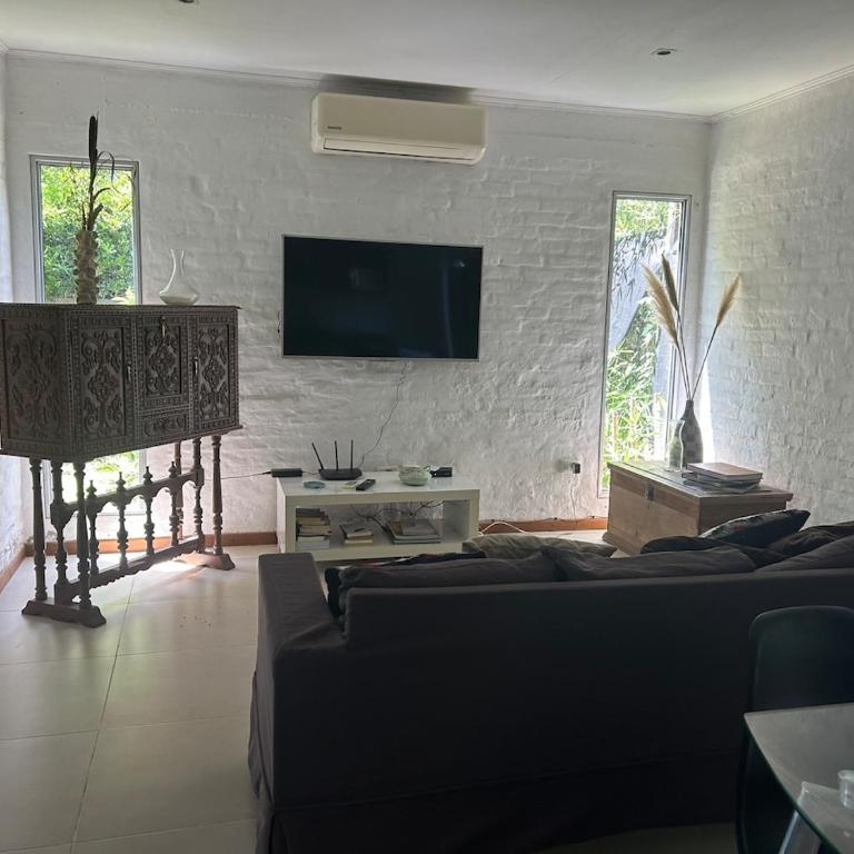 Rent a nice house in a quiet area of El Tesoro - Two-Bedroom House - 17