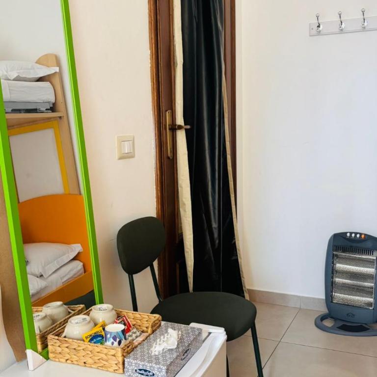 Fiordalisi home - Twin Room - 4