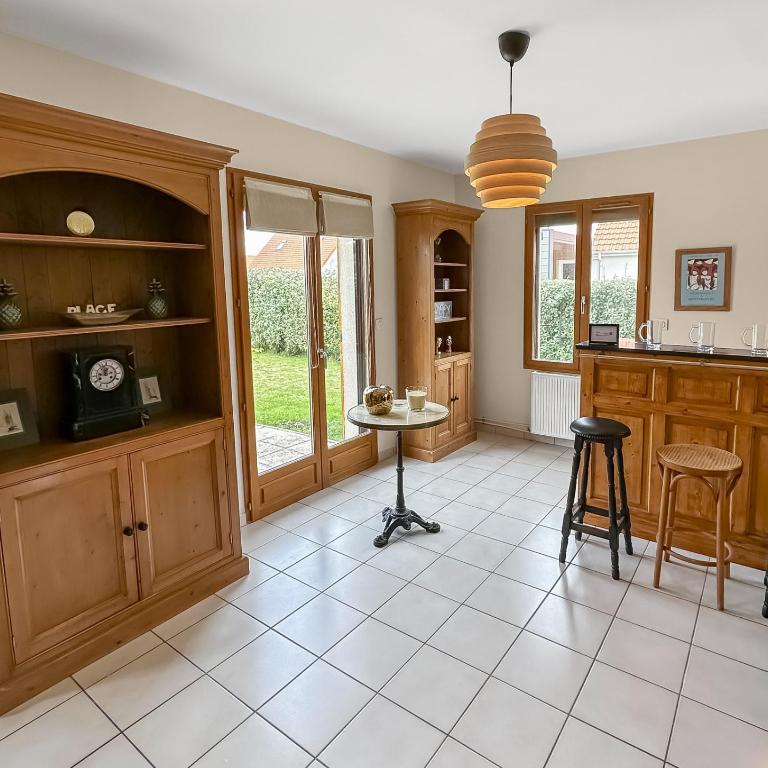 Maison avec jardin et parking privé 8 pers - Maison 4 Chambres - 11
