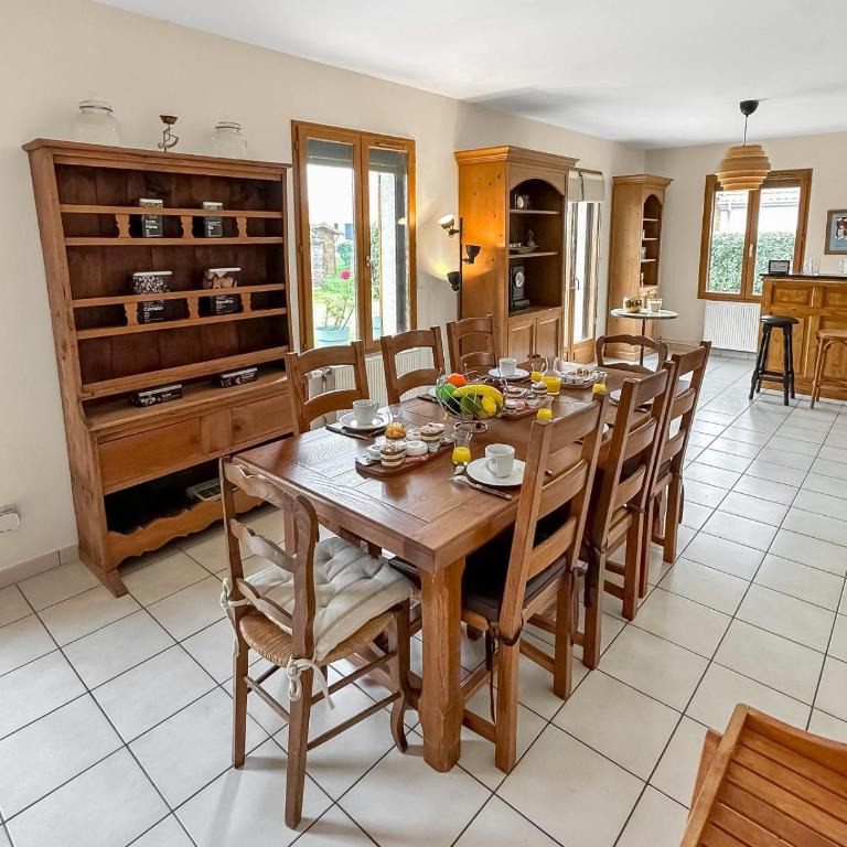 Maison avec jardin et parking privé 8 pers - Maison 4 Chambres - 10
