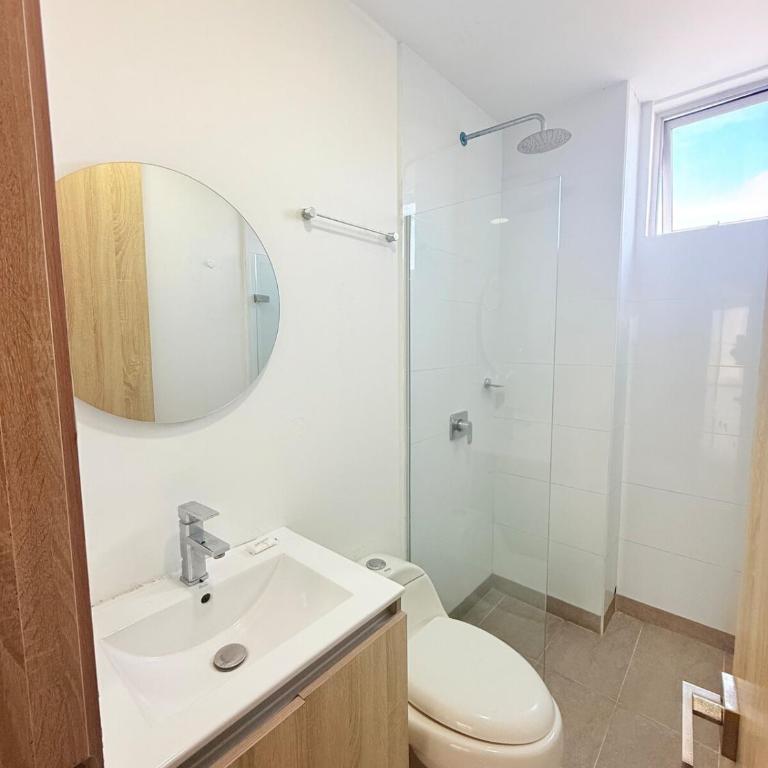Hermoso apartamento de 4 dormitorios con vista al mar - Apartment - 5