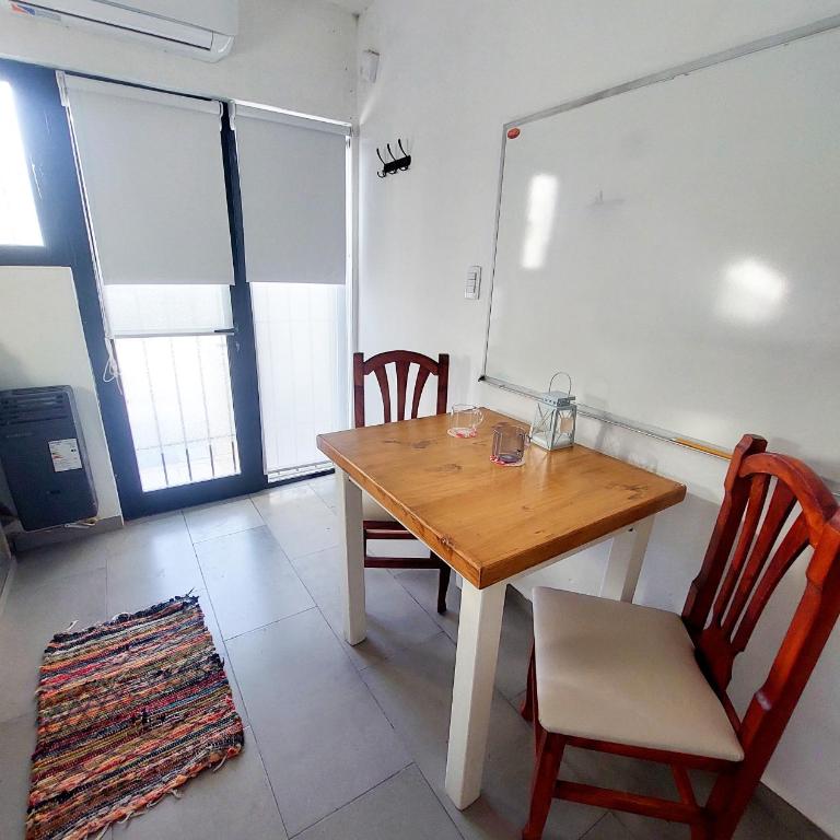 Refugio Serrano Tandil-Depto independiente frente al Casino - Apartamento de 1 dormitorio - 6