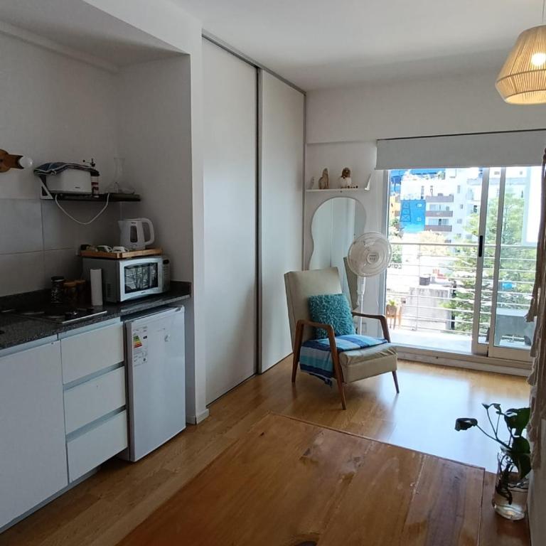 Precioso monoambiente con piscina a pasos de la Bombonera - One-Bedroom Apartment - 16