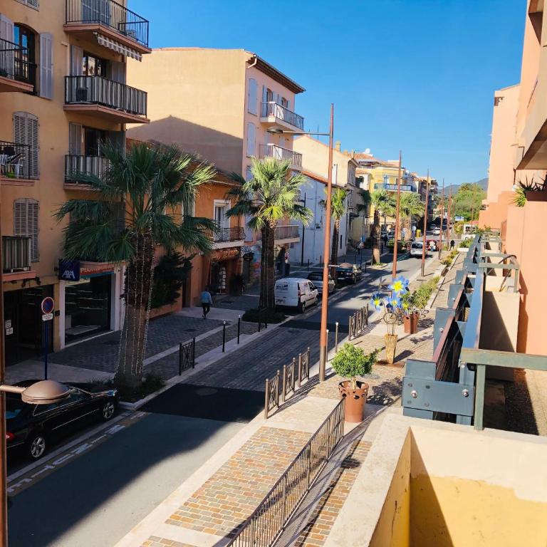 NOUVEAUTÉ-Charmant appartement LECACTUS avec terrasse au cœur de Ste-Maxime - Apartment mit Terrasse - 31