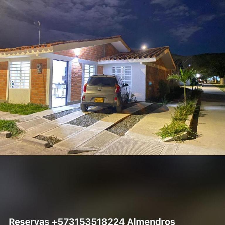 House in Roldanillo Valle, 3 bedrooms - Casa de 4 dormitorios - 3