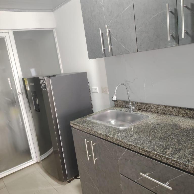 Apartaestudio Amoblado Chinchina Caldas - Apartamento de 1 dormitorio - 3