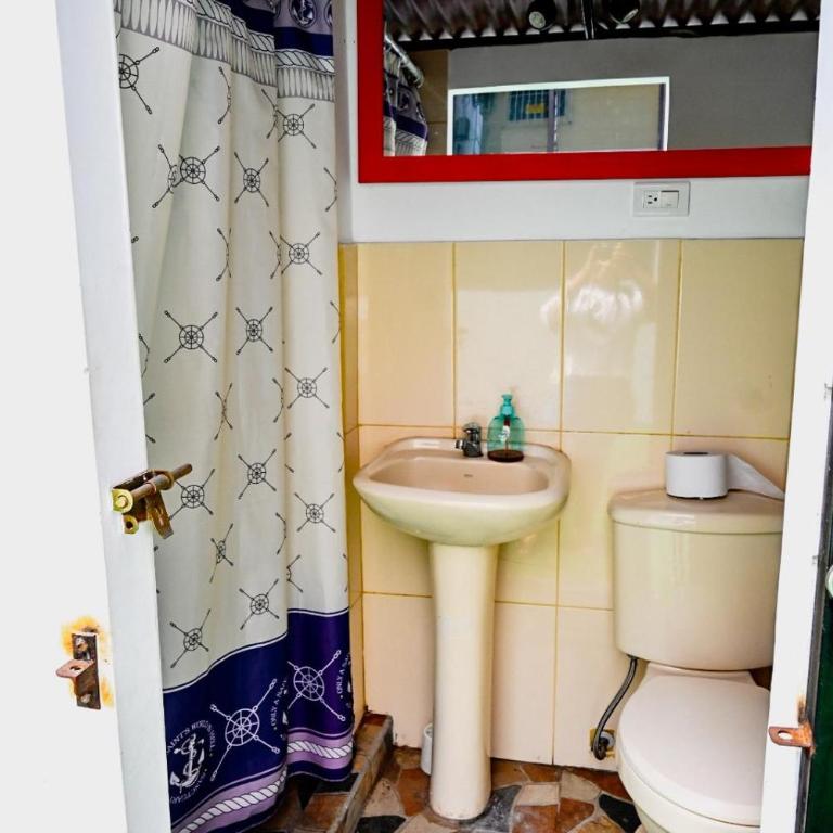 Casa familiar con piscina y zona bbq - Vacation Home - 24
