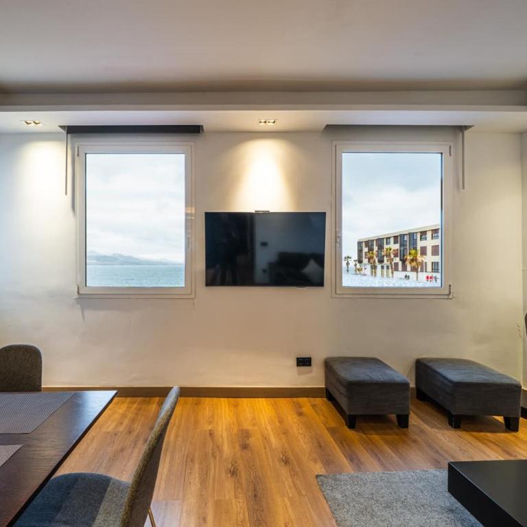 Balcony to the Sea Balcon al Mar Las Canteras - Two-Bedroom Apartment - 11
