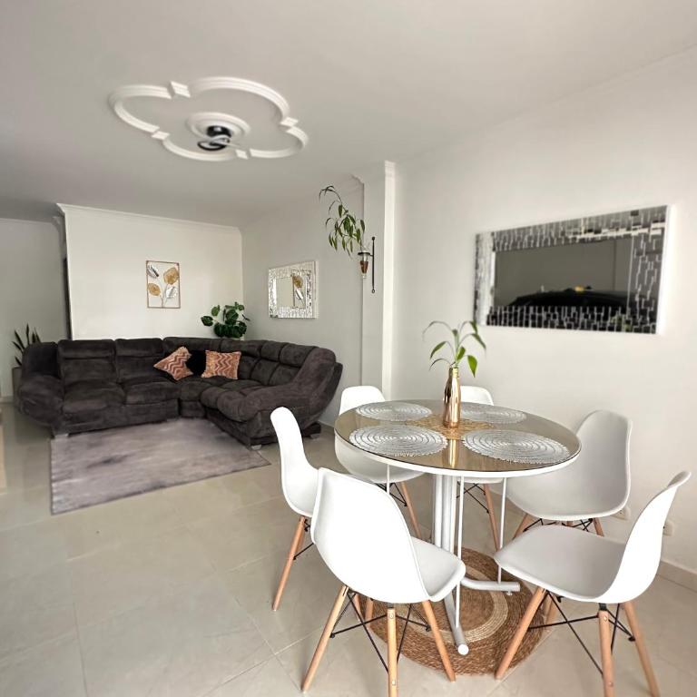 Deluxe alojamiento sur Cali - Casa de 4 dormitorios - 4