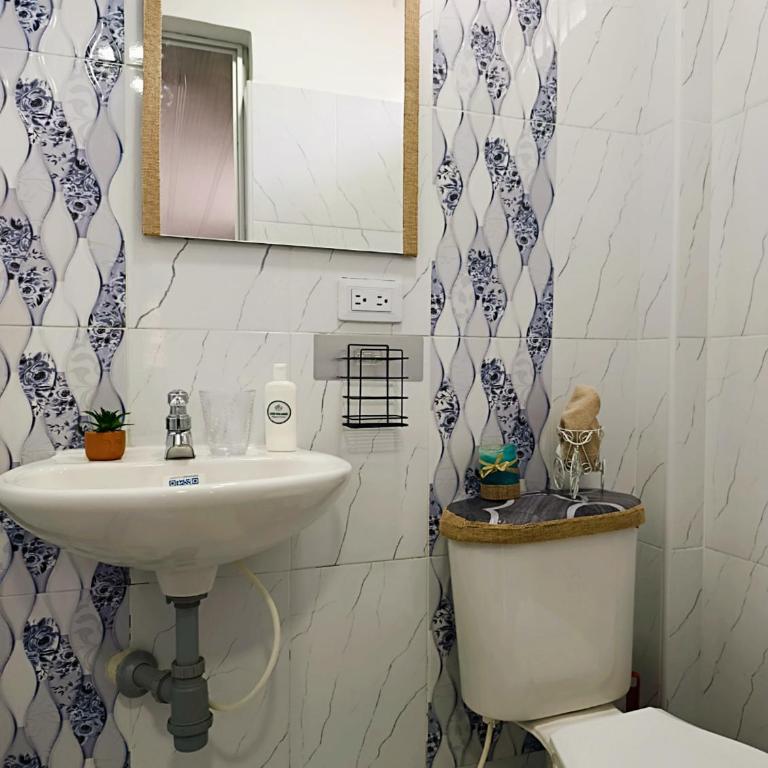 Estudio Privado Cerca Escuela Cadetes y Centro Mayor - One-Bedroom Apartment - 17
