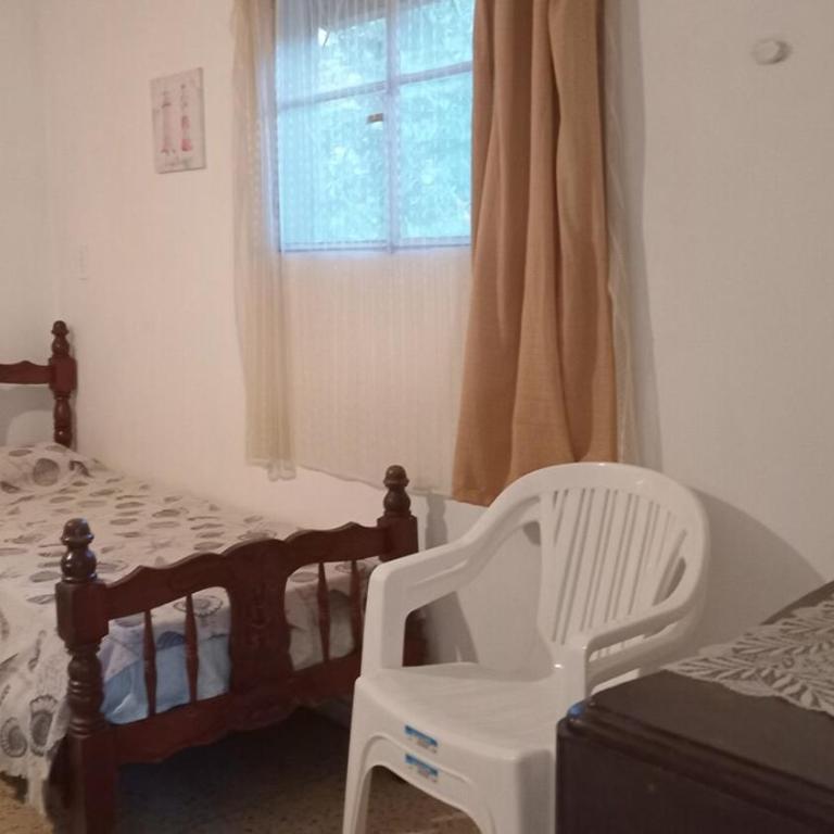Casa Las Delicias 600 mts Playa Mansa - Two-Bedroom House - 3