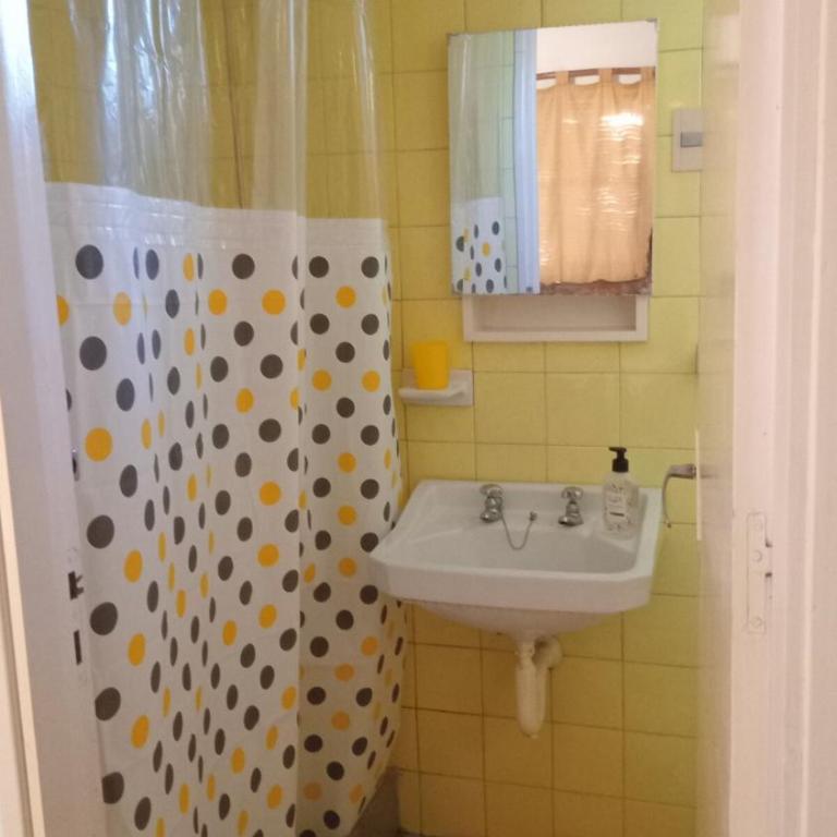 Casa Las Delicias 600 mts Playa Mansa - Two-Bedroom House - 5
