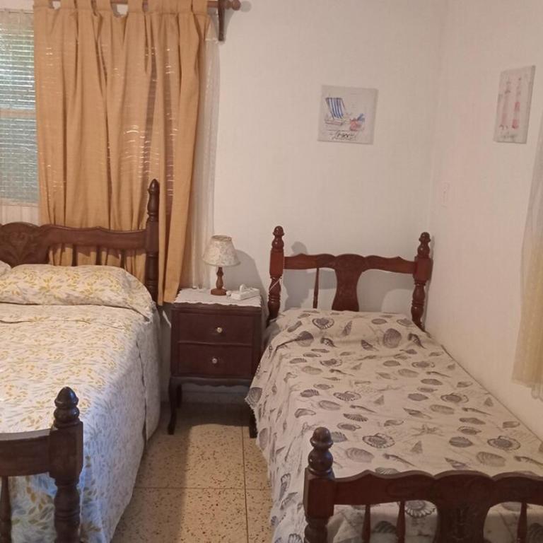 Casa Las Delicias 600 mts Playa Mansa - Two-Bedroom House - 17