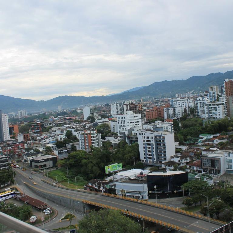 Beautiful Apartment in Pereira - Two-Bedroom Apartment - 2