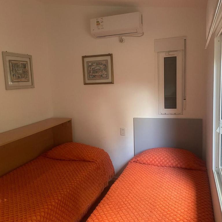 Casa luminosa y funcional a 300 metros del mar - One-Bedroom House - 3
