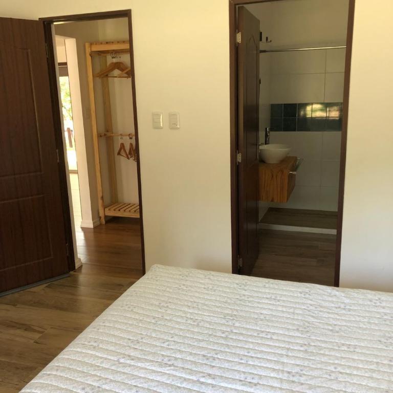 Casa luminosa y funcional a 300 metros del mar - One-Bedroom House - 17