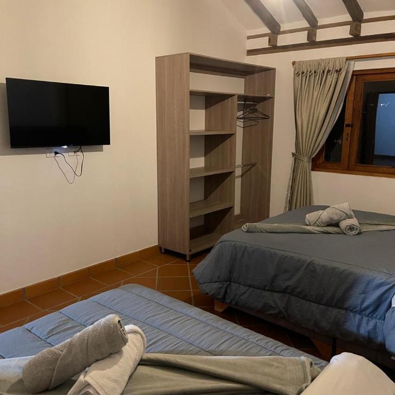 Casa La Estancia Colonial - Deluxe Quadruple Room - 2