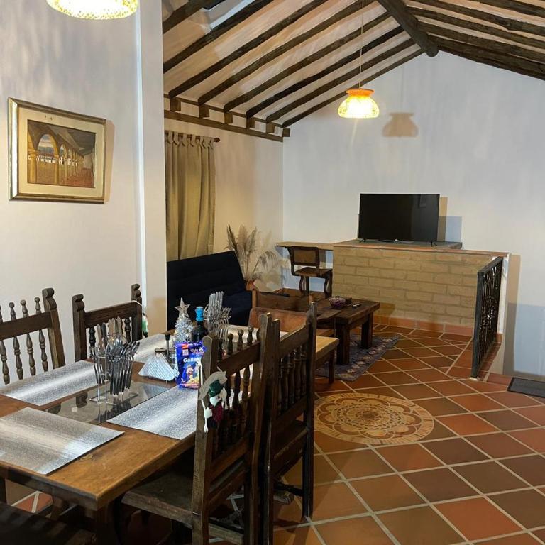 Casa La Estancia Colonial - Standard Double Room with Shared Bathroom - 7
