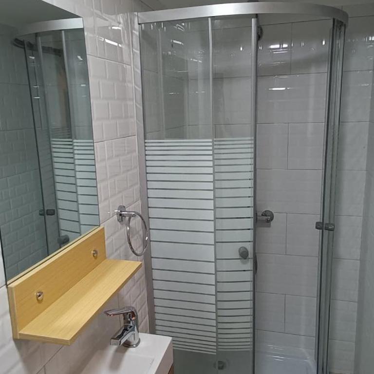 casona amplia y comoda - Four-Bedroom House - 8