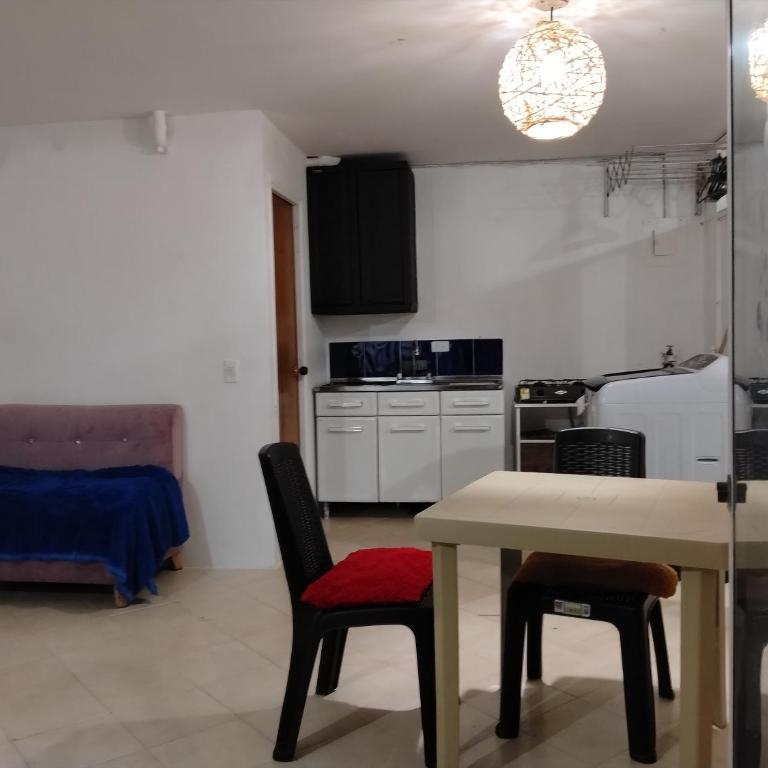 Apartaestudio Centro Histórico Medellín - One-Bedroom Apartment - 6