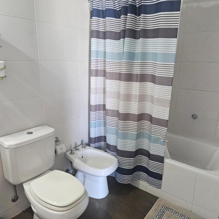 Apart 1013 con Piscina Gimnasio Laundry y Seguridad 24 hs - Apartamento de 1 dormitorio - 32