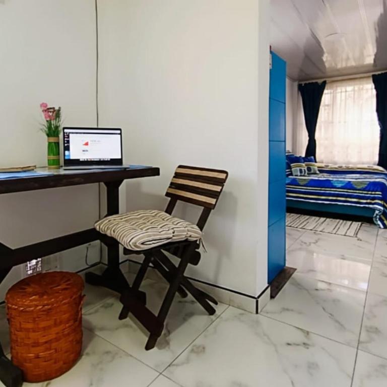 Estudio Privado Cerca Escuela Cadetes y Centro Mayor - One-Bedroom Apartment - 9