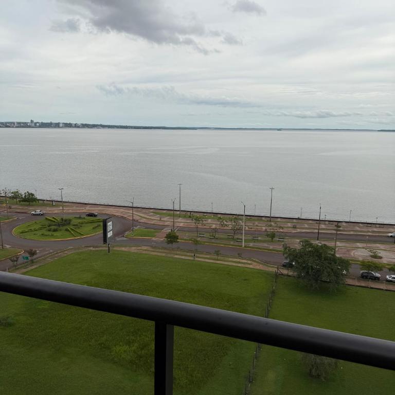 Edificio Paraná Playa Costanera, Apartamento de 1 Habitación, vista frontal al Rio con parking y Amenities! - Apartamento de 1 dormitorio - 51