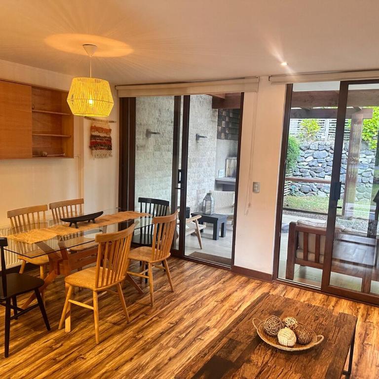Hermosa Casa Familiar en Parque Pinares Pucón - Three-Bedroom House - 10