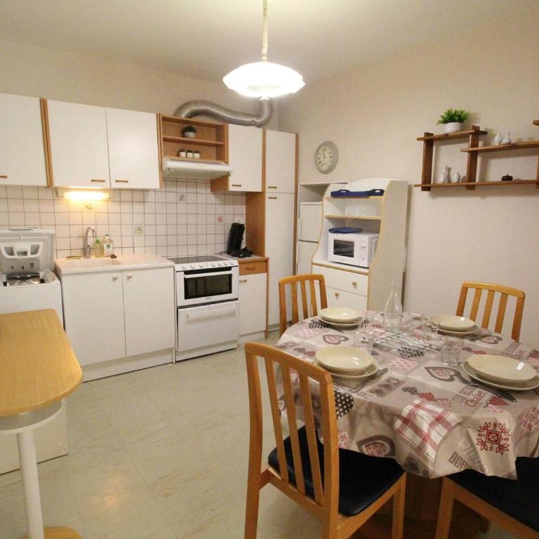 Appartement Luchon Centre - 2 Pièces - 4 Pers - Animaux OK - FR-1-313-247 - Apartment - 3