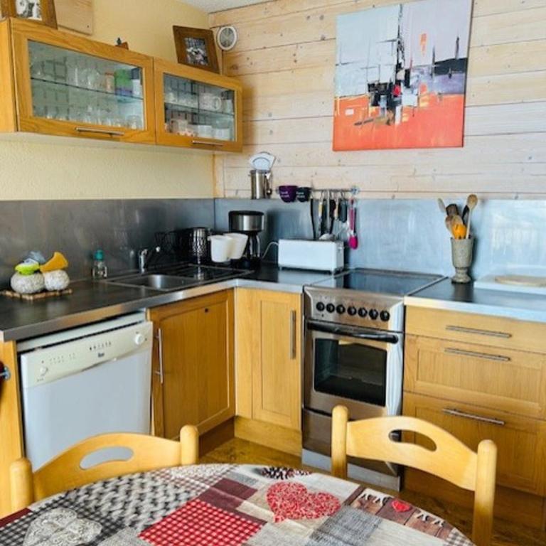 Appartement rénové 4 pièces, proche centre, balcon, WIFI, 7-8 pers - FR-1-346-598 - Apartamento - 3