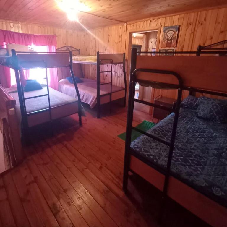 Casa Sylvia - Three-Bedroom House - 9